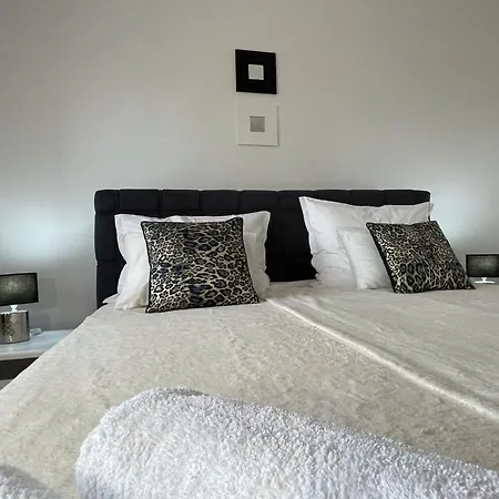 Josip Apartment