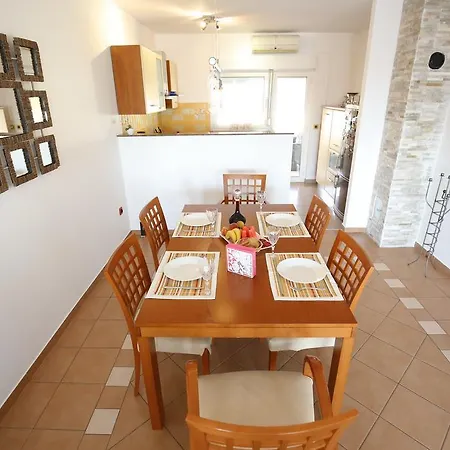 Josip Apartment